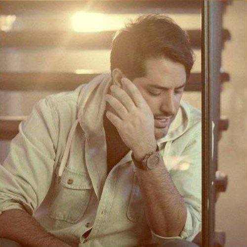 میلاد بابایی میزنه بارون یکم روی موهات نم نم